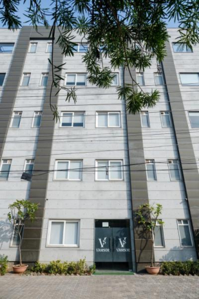 26, Vamsor Heights